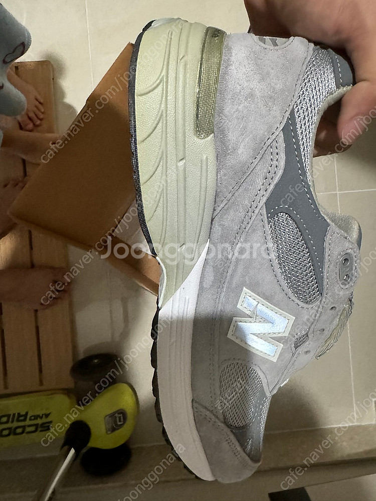 뉴발란스 993 USA 그레이 4E 사이즈 280--1