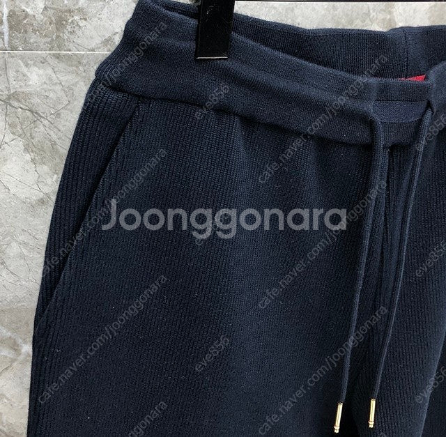 톰브라운 남여공용 팬츠 조거팬츠 밴딩바지 트레이닝 하의...--9