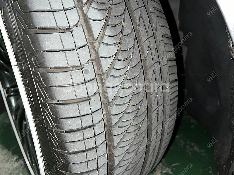 BMW f10 5시리즈 18인치 럭셔리 휠--1