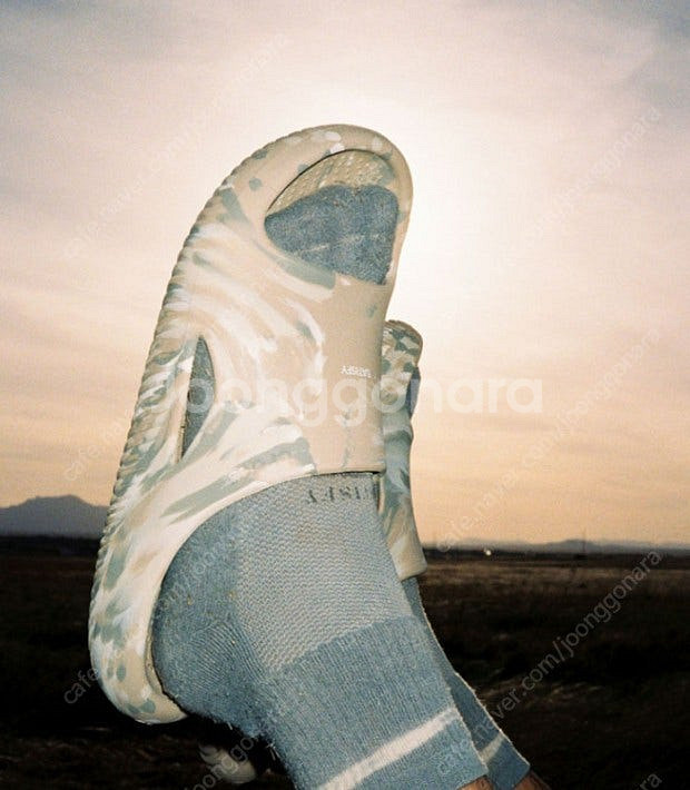 [M7]크록스 x 새티스파이 멜로우 슬라이드 차이--2