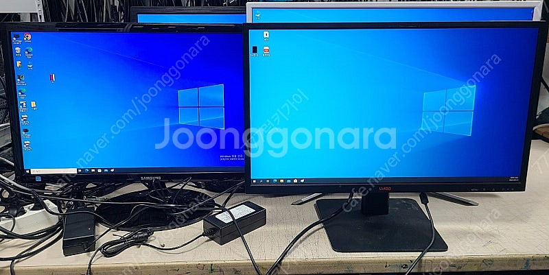 중고모니터 판매합니다.--0
