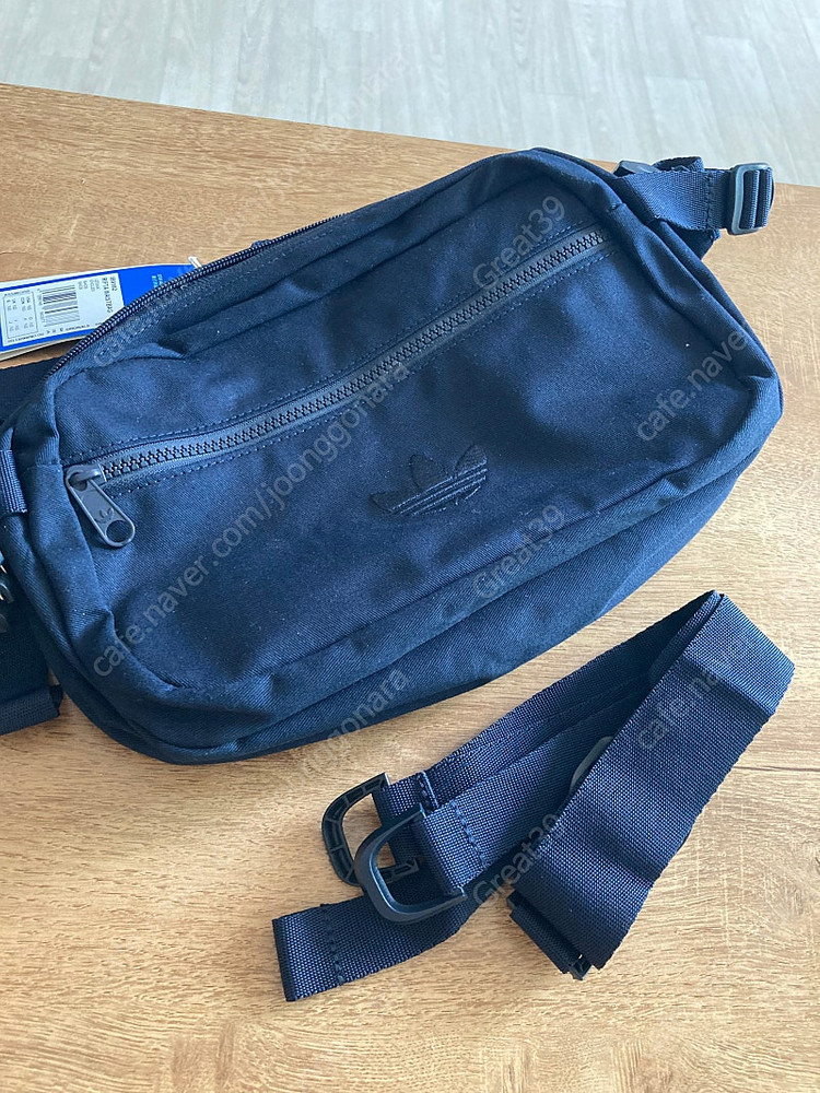 아디다스 RIFTA 웨이스트 백 힙색 범백 레전드 이미지