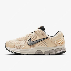 NIKE 나이키 줌 보메로5 FN6742-200 우먼스 줌 보메로 5 240사이즈 미시착 새제품 판매