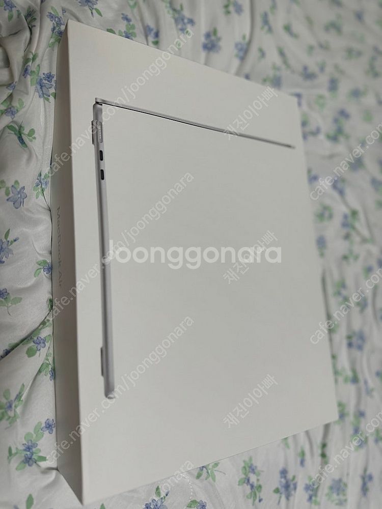 미개봉 애플 맥북 에어13 m3실버 256GB 8GB미...--2