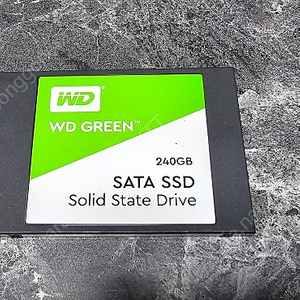 2.5인치 SSD 4개 판매합니다.