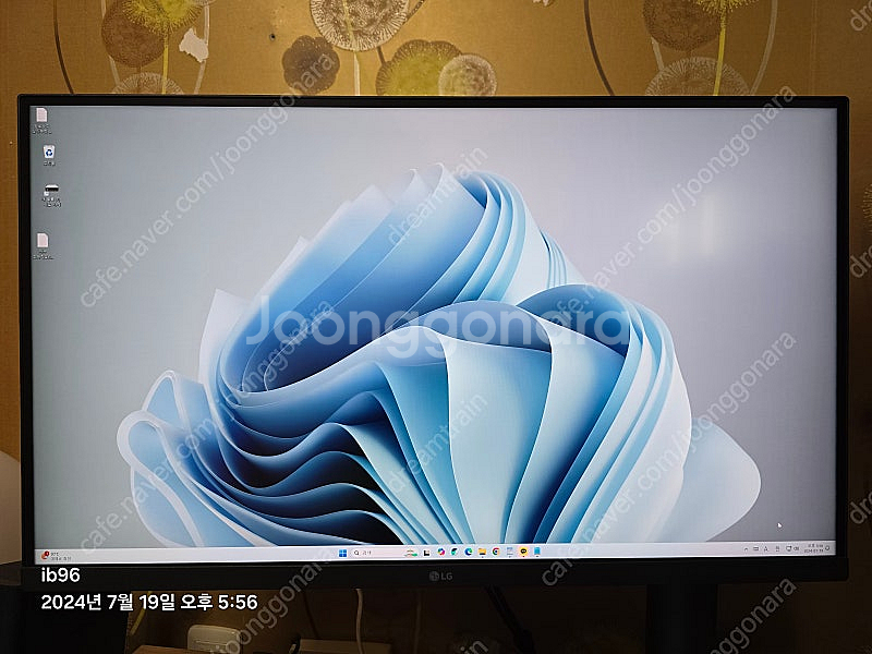 LG 모니터 27UQ850W 팝니다.--0