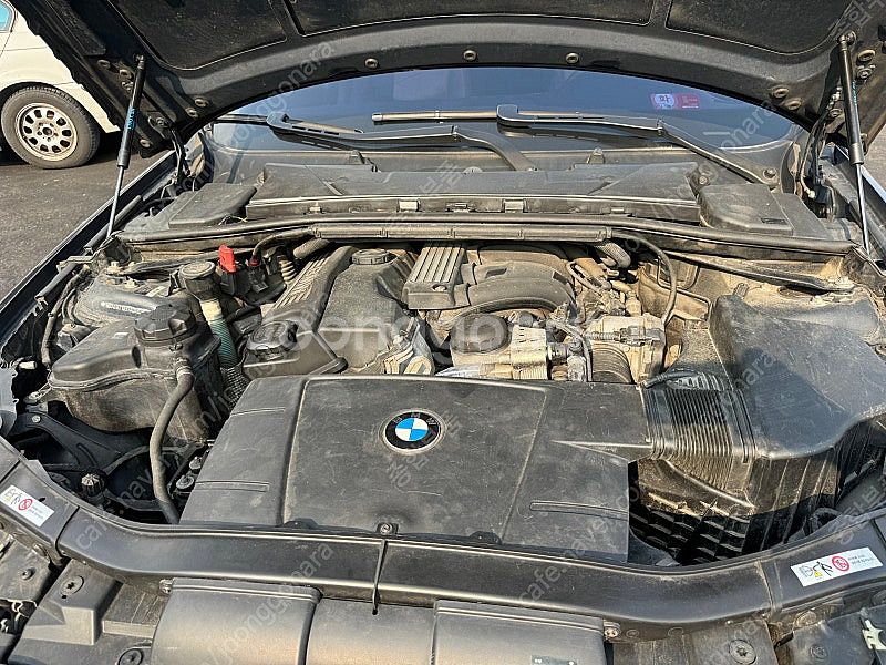 BMW E90 E바디 320i 전기형 부품차 각개합니다...--5