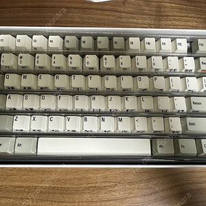 Alephkey C64 Dark PBT 염료 승화 체리 키캡+RGBYK 키캡 판매합니다.