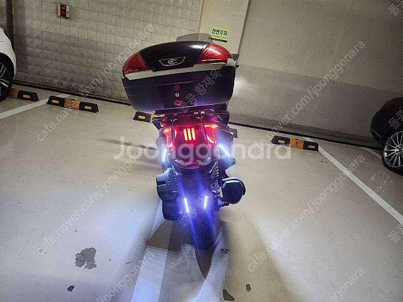 대림 XQ250 19년식 오토바이--5