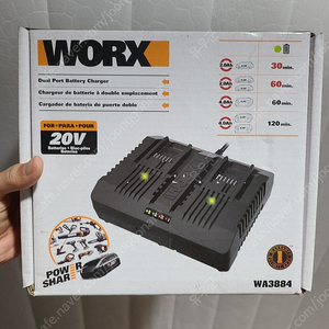 WORX WA3884 듀얼 고속 충전기 팝니다.