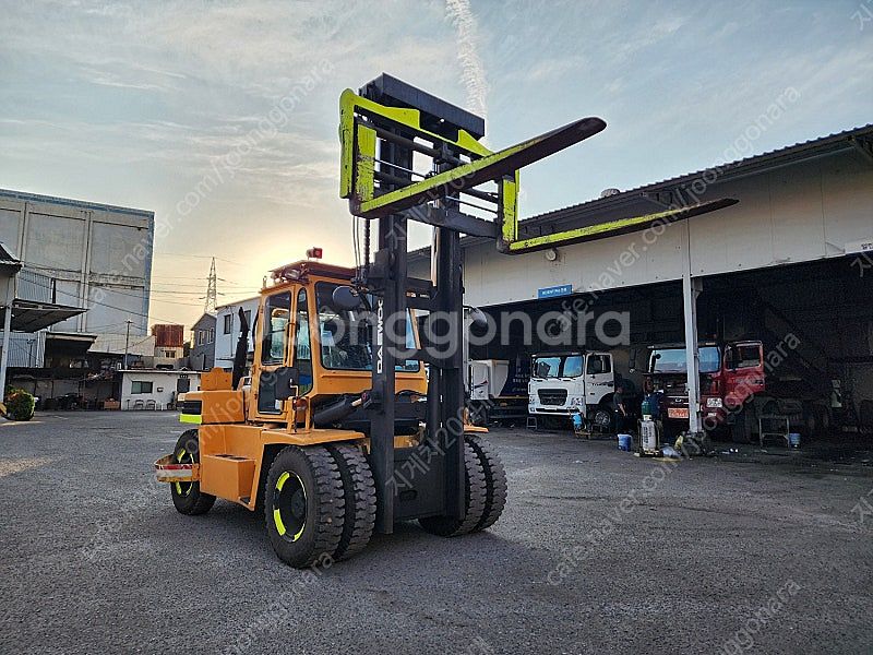 두산 10톤지게차 D100 2002년식 중고지게차 매매...--6