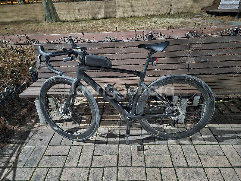 23년식 BMC 로드머신 01 FIVE 팔아요--0