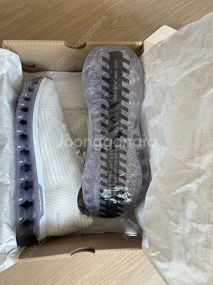 수피어 쿠셔닝 운동화 신발 새제품 팝니다.--1