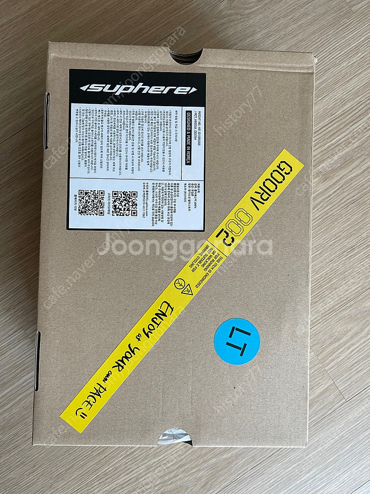 수피어 쿠셔닝 운동화 신발 새제품 팝니다.--2