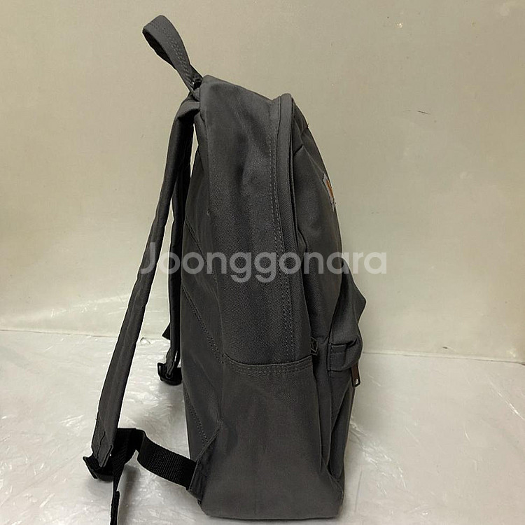깨끗 칼하트 백팩 22000원--1