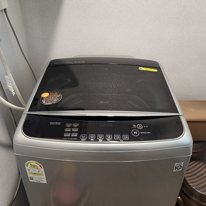 LG 통돌이 세탁기 (T18SQ) 18kg 팝니다