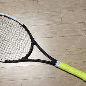 Wilson Pro staff 97 v12 턱시도 (윌슨 프로스태프 RF97 v12 2그립 340g 턱시도) 판매합니다