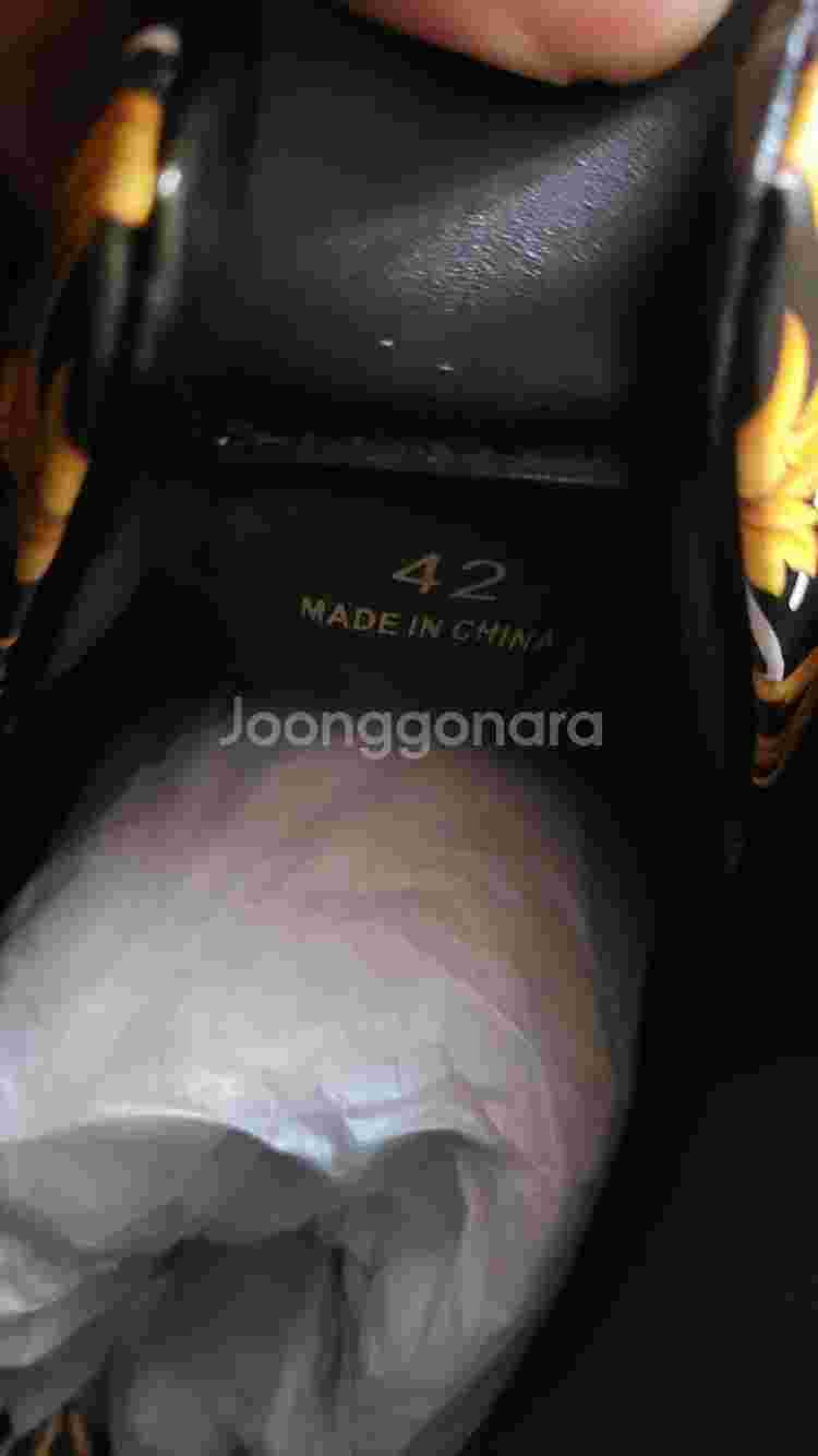 베르사체 하이탑 스니커즈 알렉산더 맥퀸 부츠 구두 워커...--3
