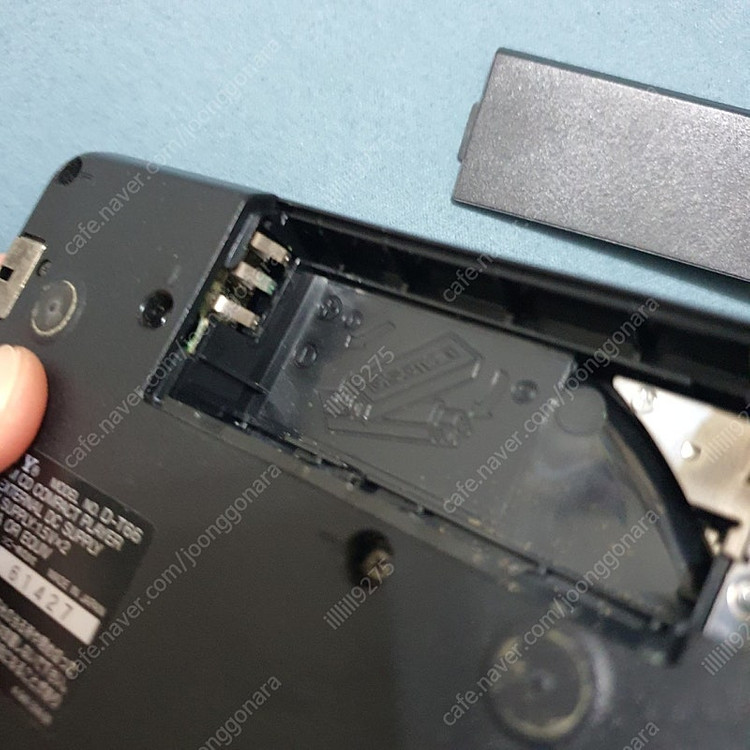 소니 디스크맨 D-T66 시디플레이어 부품용--8