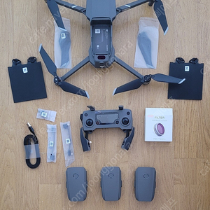 DJI 매빅2 프로 Zoom 드론 판매 합니다.