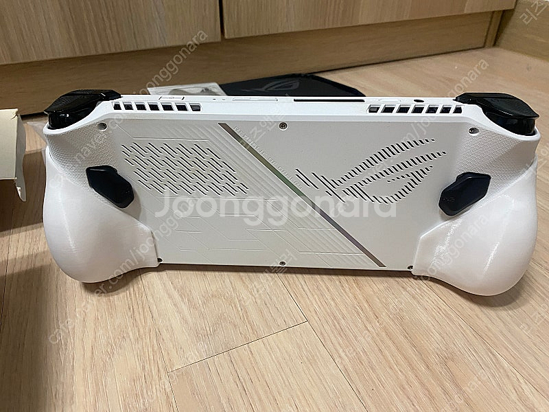 Rog ally 로갈리 1TB 정발 팝니다--2
