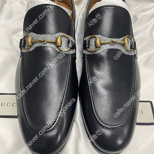 구찌 조르단 로퍼 (GUCCI Jordaan Leather Loafers in Black)