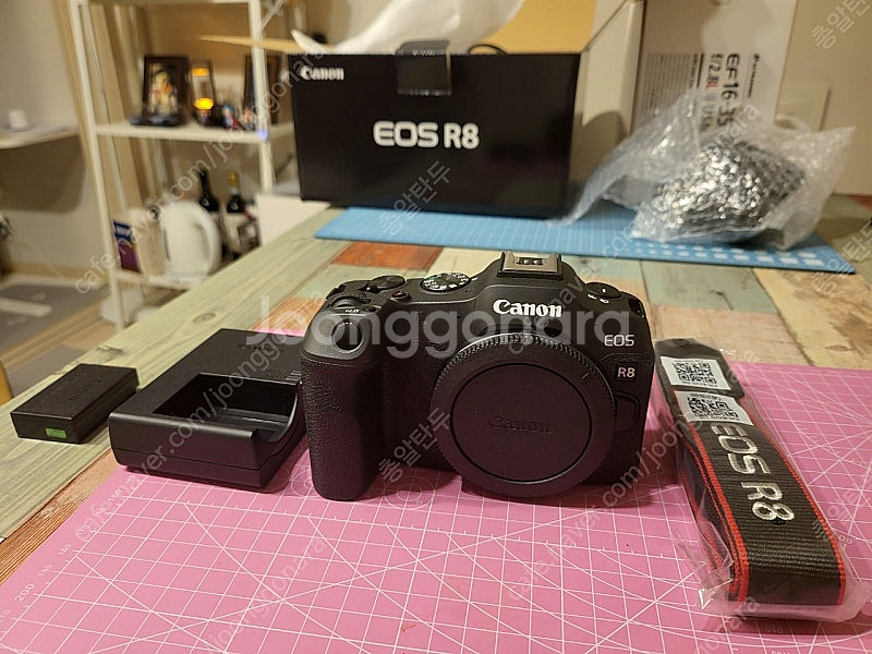 캐논 eos r8 팝니다+ ef 호환어댑터--0