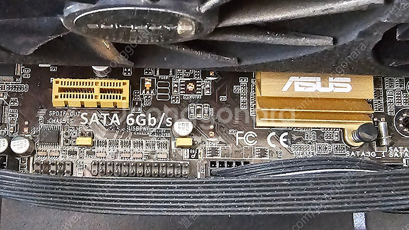 i5 4세대 하스웰 램 16gb 라데온 RX570 사파...--8
