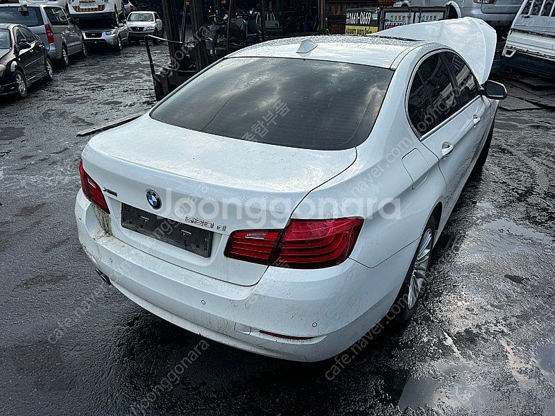 BMW F10 520D 후기형 부품차 각개합니다 조수석...--2