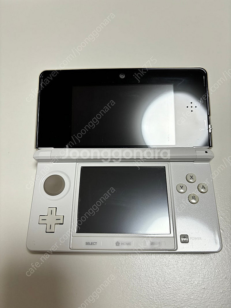 닌텐도 3DS (화이트/구작다수) 팝니다--2