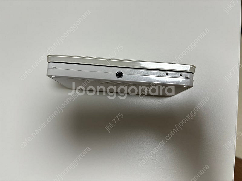 닌텐도 3DS (화이트/구작다수) 팝니다--3