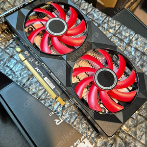 XFX RX 550 2GB 팝니다.