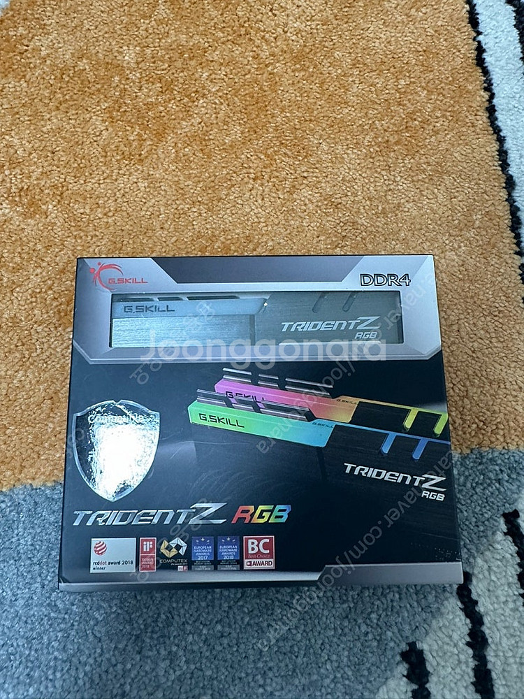지스킬 CL14 3200hz b다이 트라이던트 8Gx2...--0