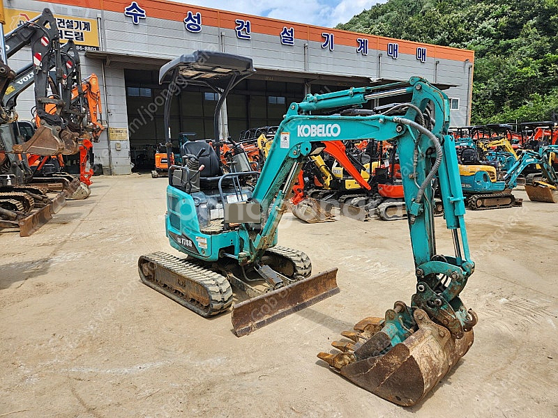 중고미니굴삭기 코벨코 SK17 20년 1650시간 신차...--0