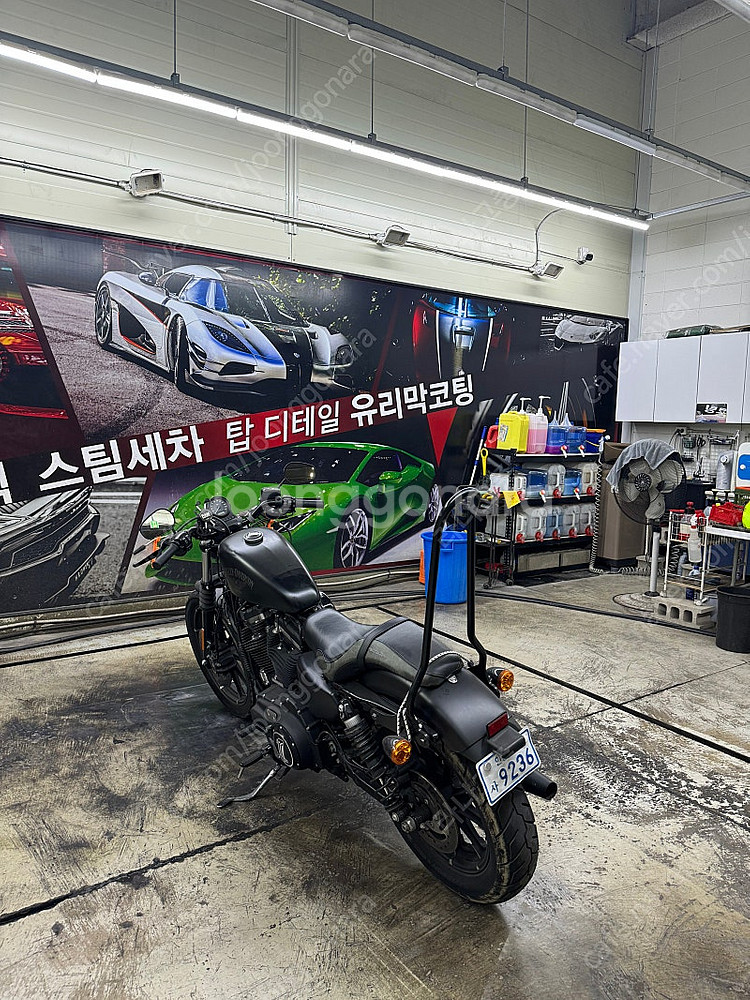 할리데이비슨 아이언883--5