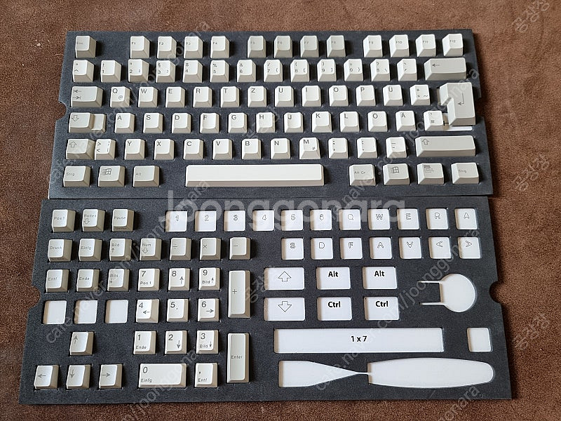 스위치 없는 CHERRY G80-3294--7