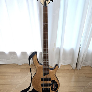 콜트 베이스(Bass) B4 Element (색상 OPN)