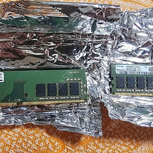 삼성 램 ddr4 2400 8GB B다이 2개 팝니다