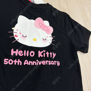 헬로키티 50주년 일본 한정 반팔 티셔츠 새상품 키라키라 키티 산리오 kitty