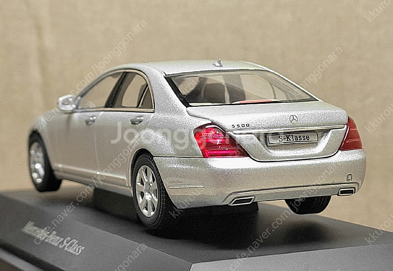 1:43 오토아트 벤츠 S클래스 W221 S500 후기...--4