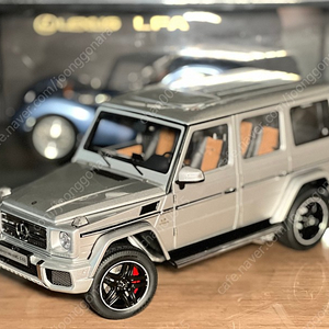 1:18 Autoart Benz G63 Amg Iridium Silver