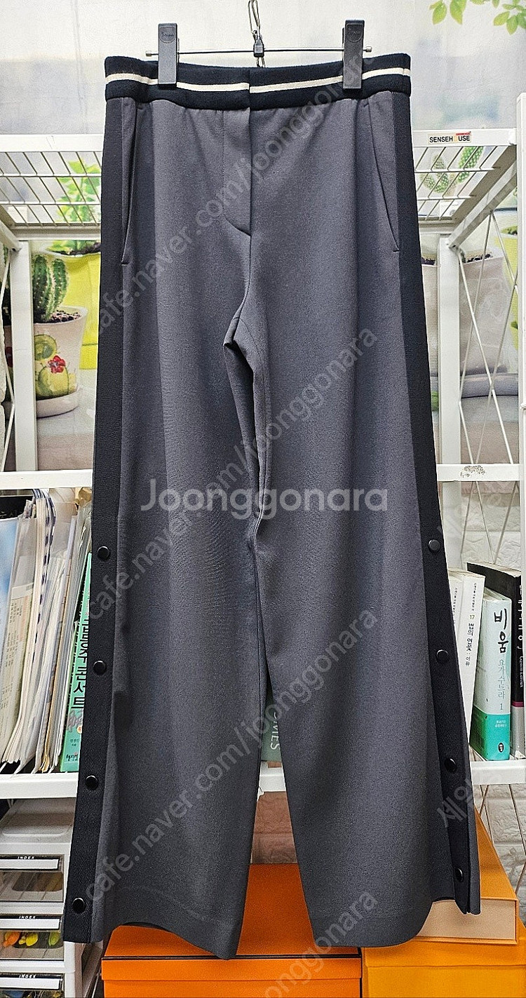 한섬 톰그레이하운드 여성바지 가을~겨울 스트레이트핏 (...--0
