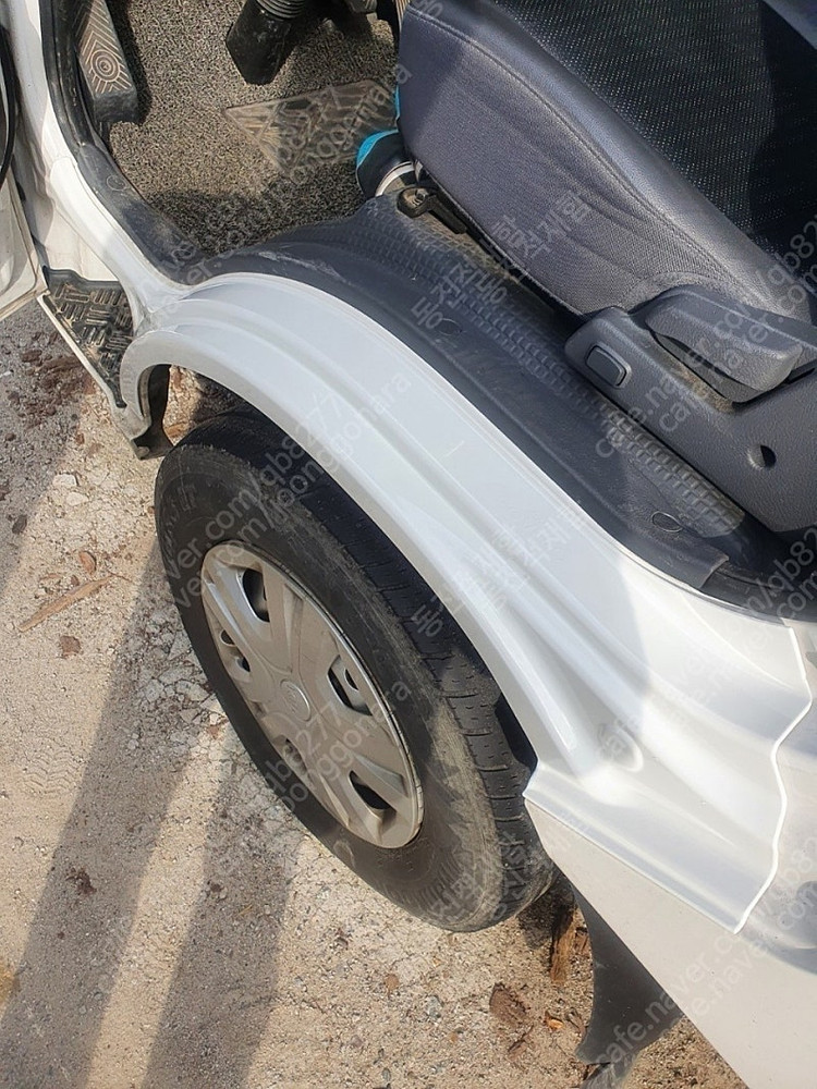 동진적재함 포터2 정품 청색 백색 적재함문짝 적재함날개 뒷문짝 판매합니다 ​현대 기아 대우 화물차 봉고3 포터2. ... 이미지