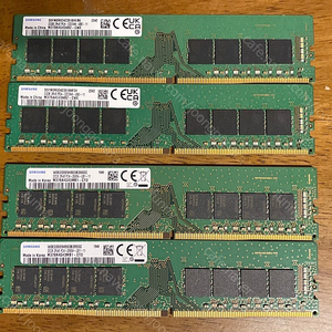 삼성 DDR4 32GB 3200 2개, 2666 2개