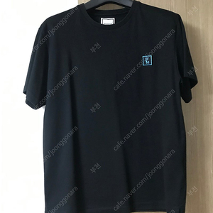 우영미 백로고 반팔 48사이즈