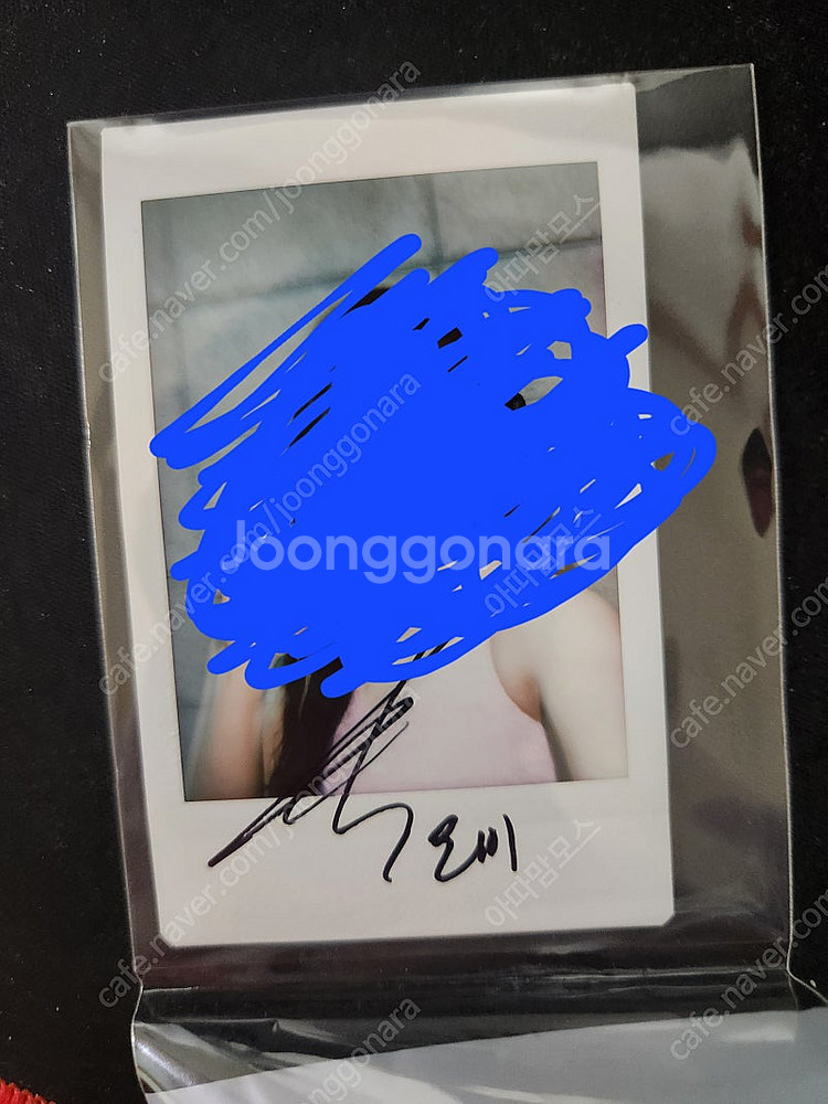 권은비 친필싸인폴라로이드사진팔아요--0