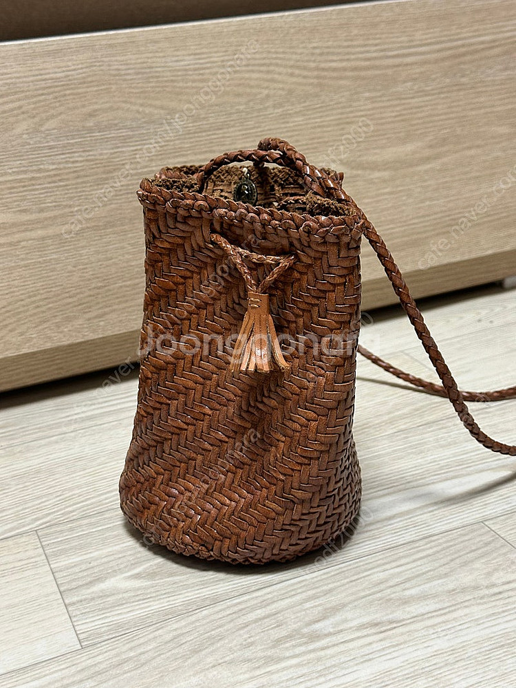 드래곤백 폼폼 탄색상--0