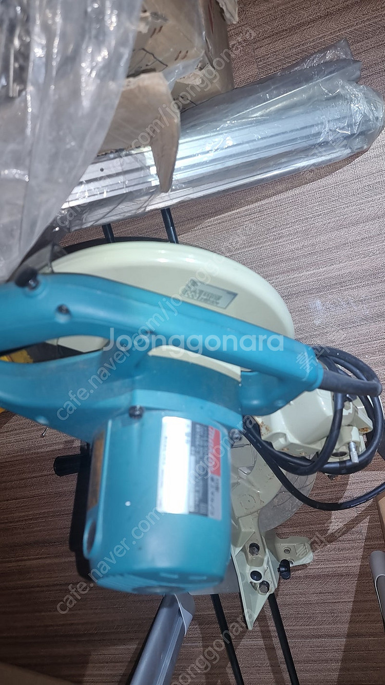 전선자동커팅기,활선경보기,멀티메타.각도절단기,직소기,저울,철판펀칭타공기,릴선작업선,2단카트--5