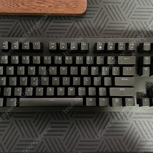 레이저 헌츠맨 v2 TKL 리니어 판매합니다