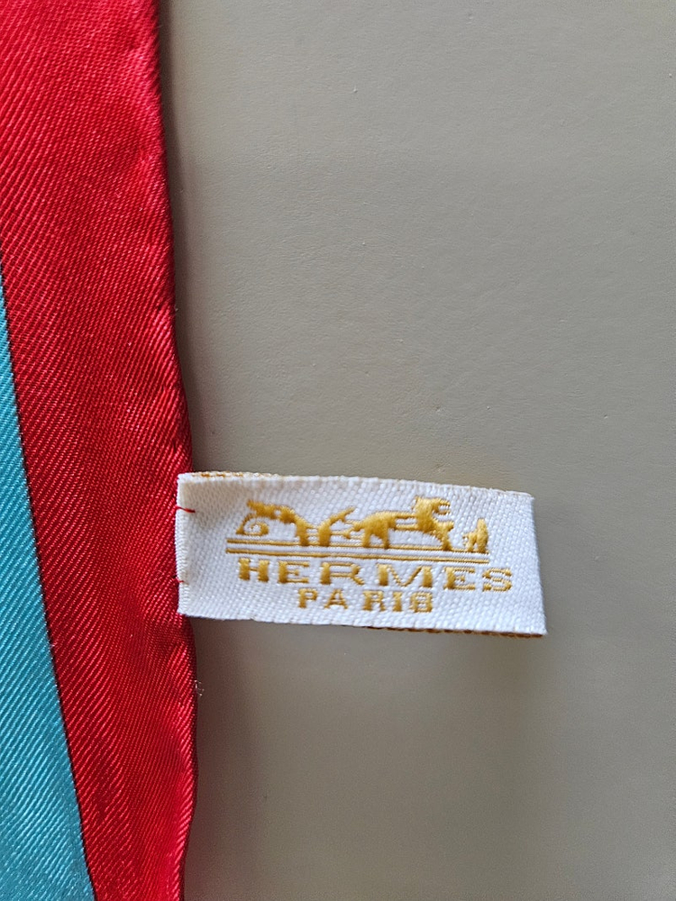 에르메스 스카프 이미지
